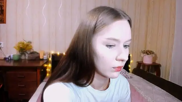 chloe wifey online show from March 2026 12:06:01 AM