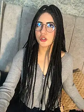 Odett Khast online show from January 2026 05:44:01 AM