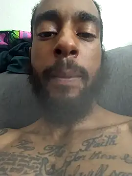 Snapshot of AverageAnt_ chatting on March 2026 05:20:02 AM AverageAnt online show from March 2026 05:20:02 AM