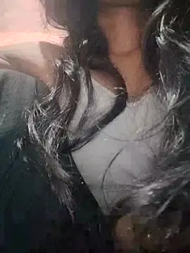 Snapshot of farana_bhat chatting on March 2026 03:42:02 AM farana bhat online show from March 2026 03:42:02 AM