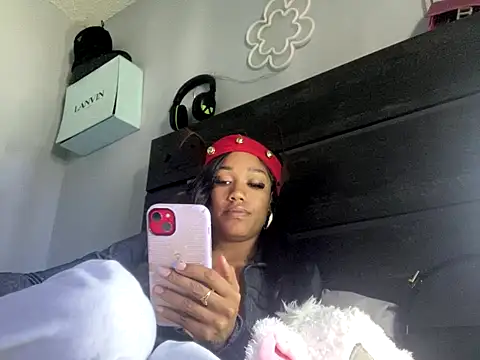 Ahlanacherae creamz online show from December 2025 08:05:02 PM