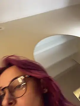 itscleomoon online show from April 2026 09:41:02 PM