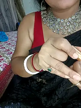 MAHI066 online show from April 2026 02:37:01 PM