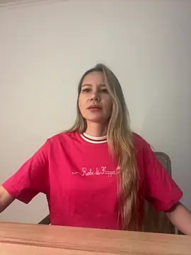 1Moonlight1 online show from January 2026 07:30:01 PM