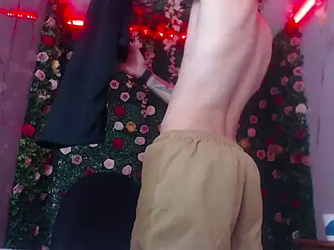 Boy tatto77 online show from April 2026 12:29:02 PM