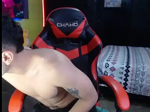 JustynAle2025 online show from December 2025 10:50:02 PM