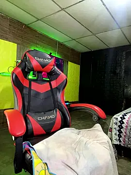 JustynAle2025 online show from January 2026 03:34:01 AM