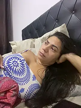 Nini  online show from February 2026 10:36:01 AM