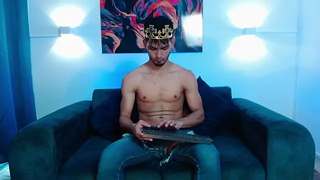 Snapshot of HarryFosster chatting on January 2026 06:54:01 PM HarryFosster online show from January 2026 06:54:01 PM