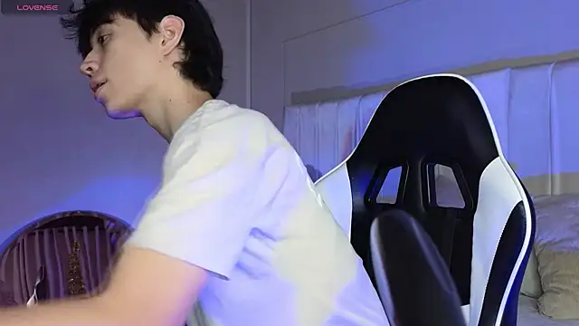 Aron valverde online show from January 2026 02:25:02 AM