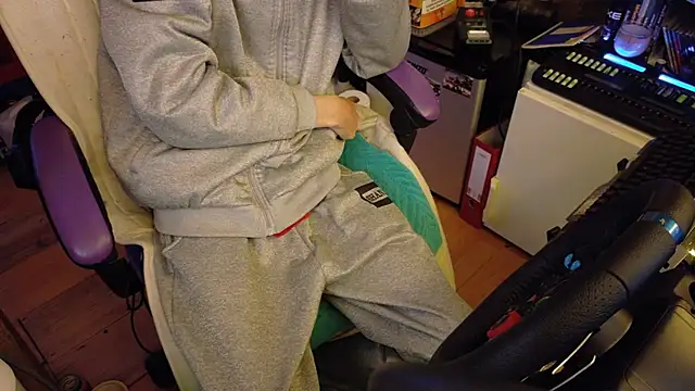 Snapshot of Gay-Versaut chatting on January 2026 11:21:01 PM Gay-Versaut online show from January 2026 11:21:01 PM