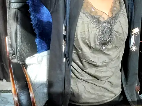 Snapshot of Priya_Sengar chatting on January 2026 03:20:02 AM Priya Sengar online show from January 2026 03:20:02 AM