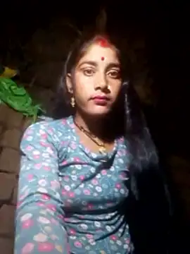 Snapshot of Pinki_rani chatting on April 2026 09:50:02 PM Pinki rani online show from April 2026 09:50:02 PM