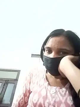 Miya mona online show from January 2026 05:37:01 PM