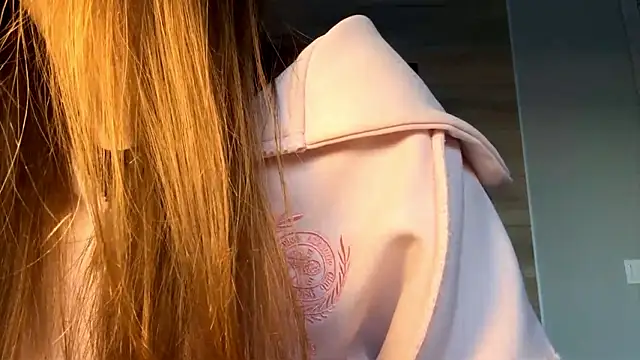 lisa montana online show from February 2026 06:23:01 AM