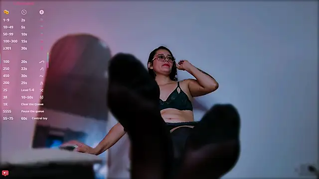 ScarlettRedsins online show from February 2026 04:19:01 AM