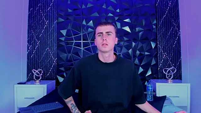 Snapshot of SpaceBoy1 chatting on February 2026 08:49:01 PM SpaceBoy1 online show from February 2026 08:49:01 PM