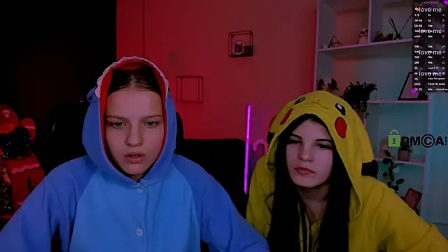 lizzie boom  online show from January 2026 08:45:01 PM