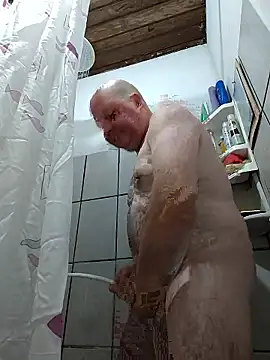 Snapshot of luis8558 chatting on January 2026 06:38:02 AM luis8558 online show from January 2026 06:38:02 AM