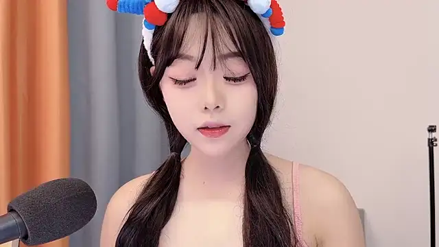 smalldaisy online show from February 2026 01:31:01 AM