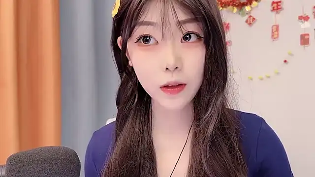 smalldaisy online show from February 2026 02:02:02 AM