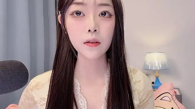 smalldaisy online show from April 2026 02:22:02 AM