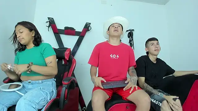 Three Ways to Love online show from January 2026 11:59:02 AM