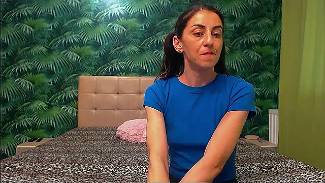 Snapshot of Stella_John chatting on January 2025 08:27:02 AM Stella John online show from January 2025 08:27:02 AM