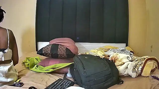 DesiredQueen27 online show from March 2026 08:48:02 PM