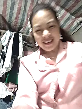 Lucky cutee online show from February 2026 06:26:01 AM