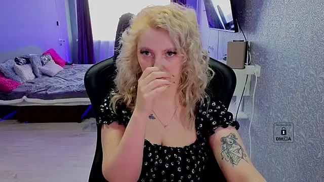 Eva Vibe  online show from April 2026 05:40:02 AM