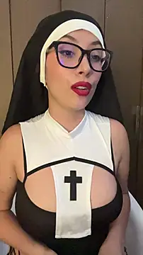 Snapshot of EmmaInPink chatting on March 2026 05:26:01 PM EmmaInPink online show from March 2026 05:26:01 PM