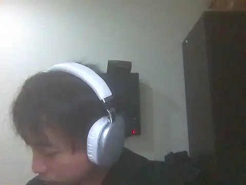 Snapshot of AJIJI1010 chatting on December 2025 05:31:01 PM AJIJI1010 online show from December 2025 05:31:01 PM