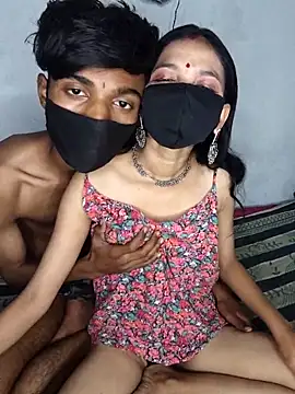 Snapshot of miss_siya_00 chatting on February 2026 07:08:02 PM miss siya 00 online show from February 2026 07:08:02 PM