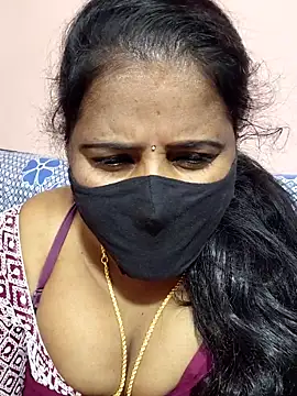 Snapshot of siri_tamiltelugu chatting on February 2026 04:43:01 PM siri tamiltelugu online show from February 2026 04:43:01 PM