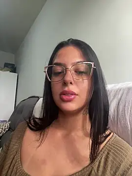 Snapshot of jujuarantes__2026 chatting on February 2026 01:37:02 PM jujuarantes 2026 online show from February 2026 01:37:02 PM