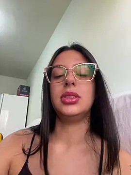 Snapshot of jujuarantes__2026 chatting on February 2026 12:37:01 PM jujuarantes 2026 online show from February 2026 12:37:01 PM