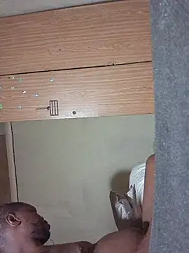 Snapshot of yourburget chatting on February 2026 11:17:01 PM yourburget online show from February 2026 11:17:01 PM