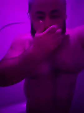 MacGuyver20 online show from April 2026 04:34:01 AM