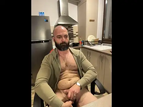 DamonSalvatore2 online show from April 2026 09:04:02 PM