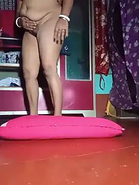 Hot-Angale online show from May 2026 06:37:02 PM