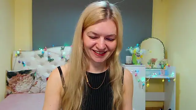 MelissaTyler online show from April 2026 05:18:02 AM