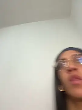 ValentinaEvanz online show from February 2026 06:17:01 PM