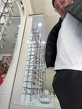 Latin Paisa Boy online show from March 2026 05:39:01 PM