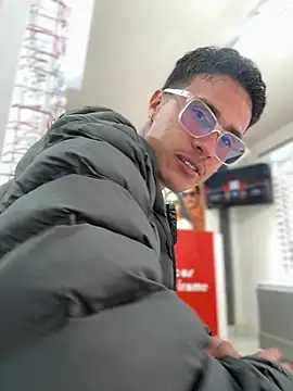 Latin Paisa Boy online show from March 2026 09:42:02 PM