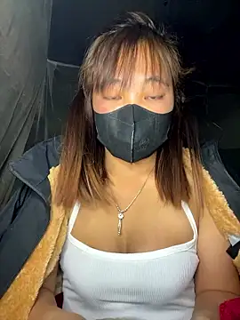 Snapshot of Wendy-2 chatting on January 2026 05:07:01 PM Wendy-2 online show from January 2026 05:07:01 PM