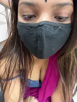 Luxuryalexa986 online show from April 2026 07:02:01 AM