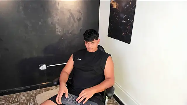 Snapshot of Nicole_and_thiago1 chatting on February 2026 09:00:02 PM Nicole and thiago1 online show from February 2026 09:00:02 PM