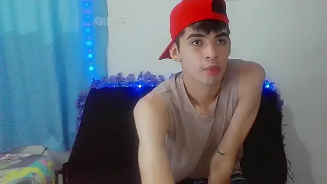 Snapshot of nico22love chatting on January 2026 08:07:01 PM nico22love online show from January 2026 08:07:01 PM