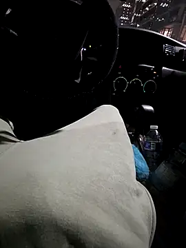 Snapshot of HoofedCylinder chatting on February 2026 04:06:02 AM HoofedCylinder online show from February 2026 04:06:02 AM